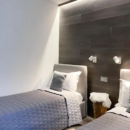 Angel's 3 Понте-ди-Леньо